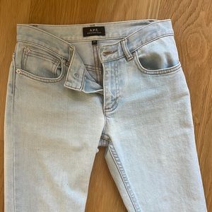 APC jeans 24, Court Etroit